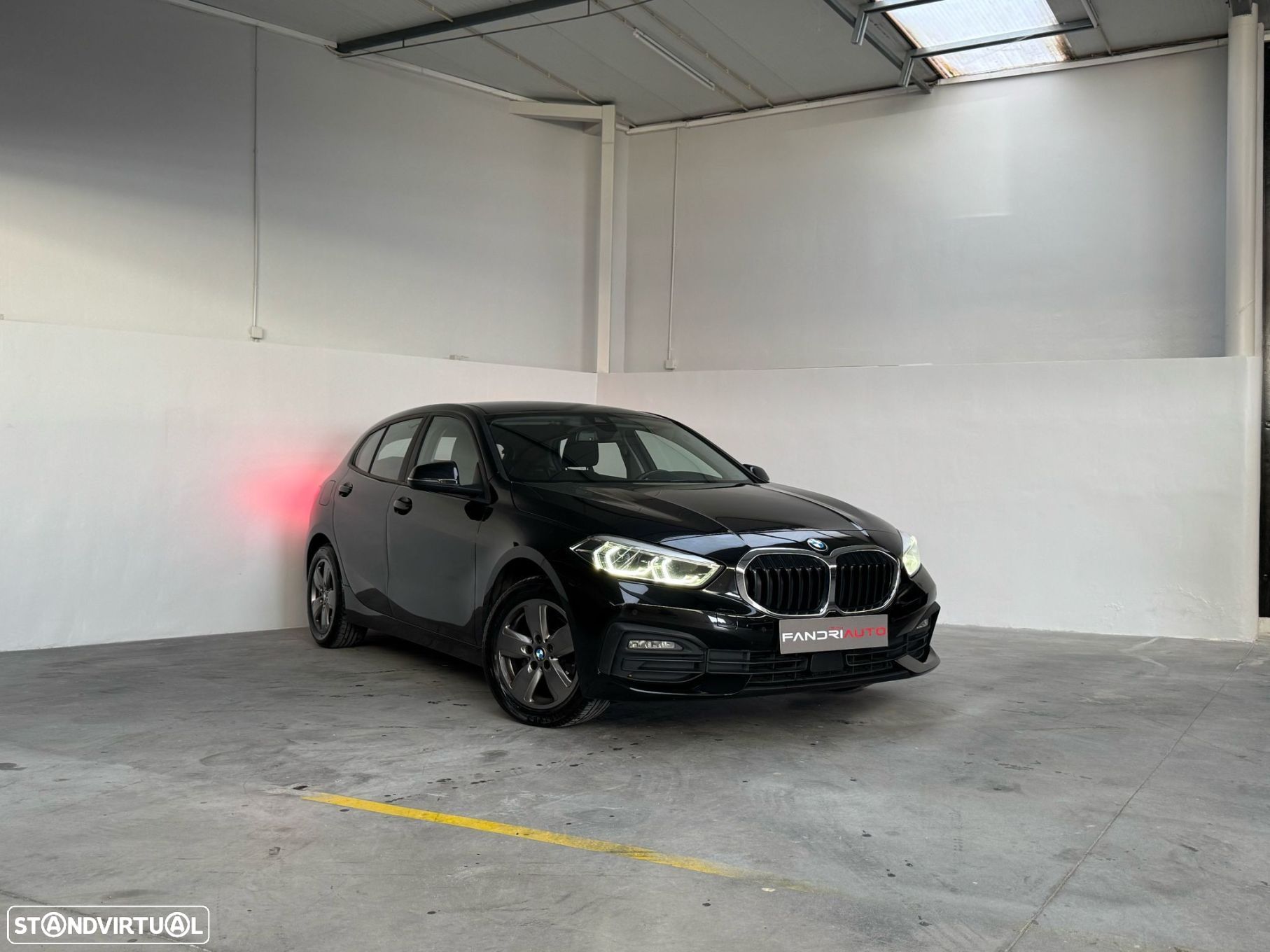 BMW 116 d Aut. Urban Line - 1