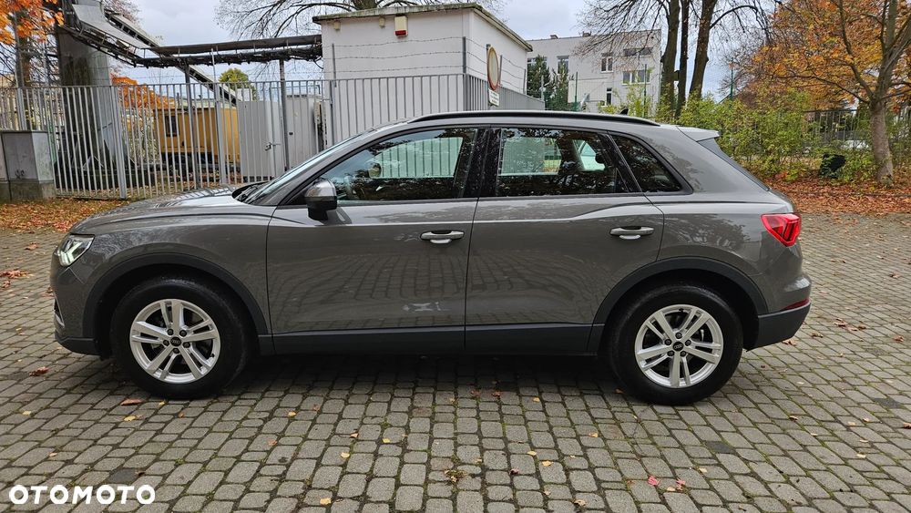 Audi Q3 35 TFSI S tronic - 4