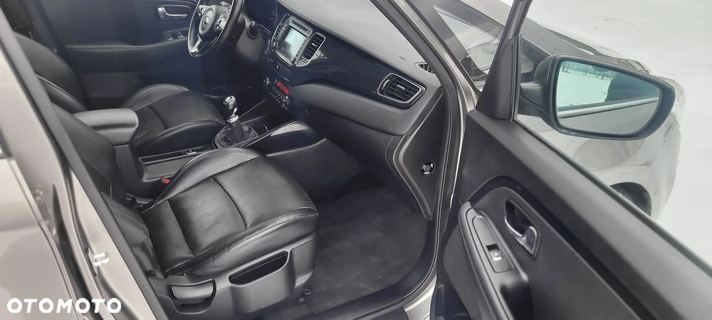 Kia Carens 1.7 CRDi 136 Fifa World Cup Edition - 11