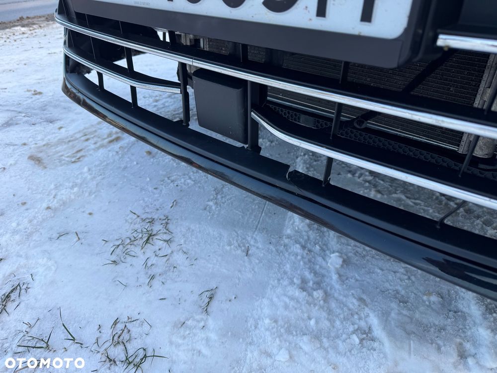 Volkswagen Passat - 17