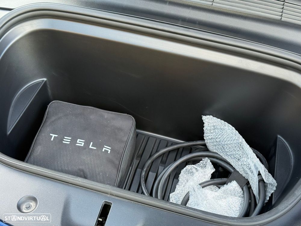 Tesla Model Y Long Range Tração Integral - 47