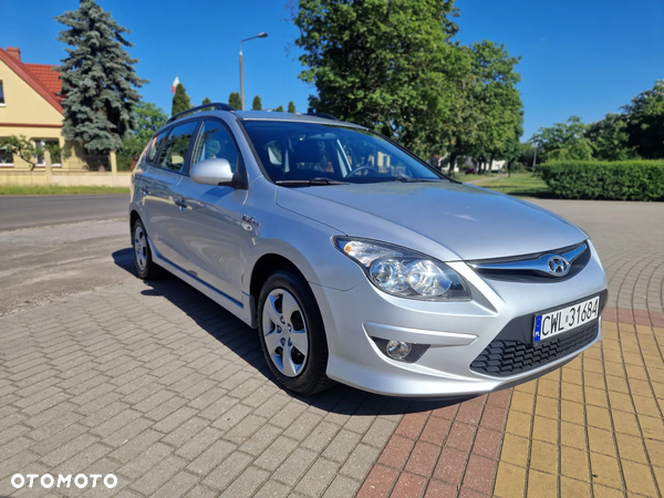 Hyundai i30 i30cw 1.4 blue Comfort