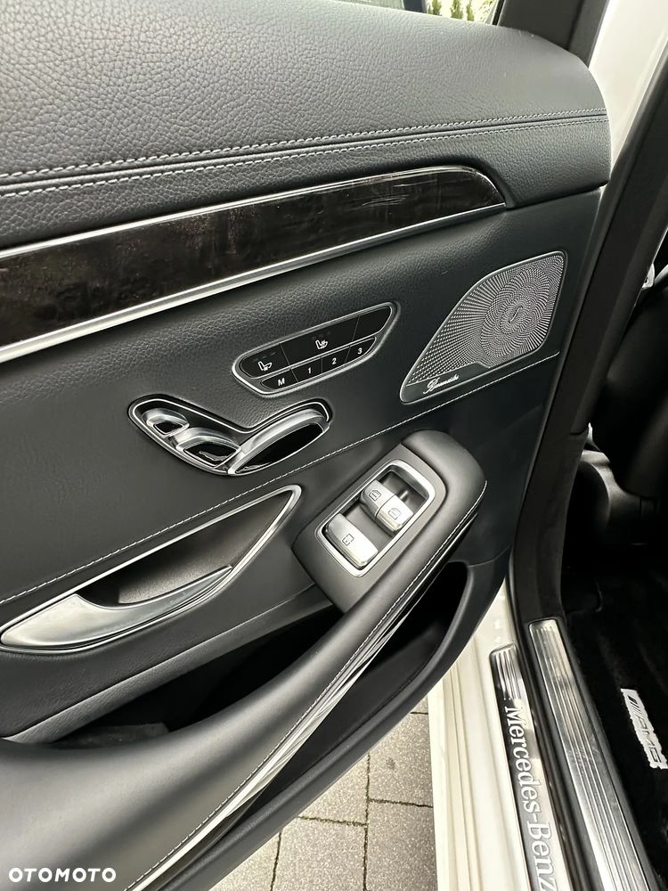 Mercedes-Benz Klasa S 560 4-Matic L 9G-TRONIC - 24