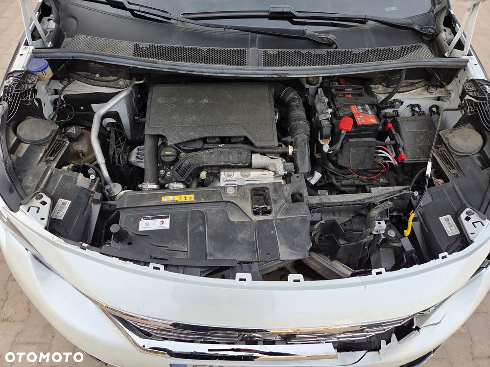 Peugeot 5008 PureTech 130 EAT8 Stop & Start Allure - 19