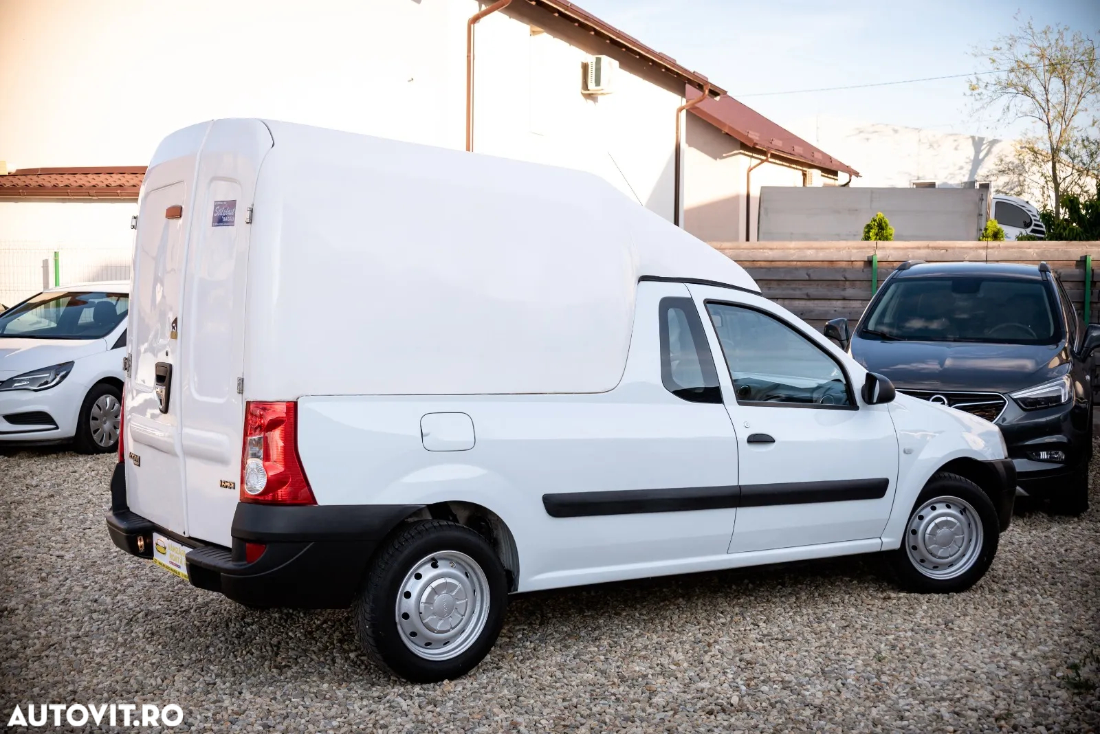Dacia Pick Up - 10