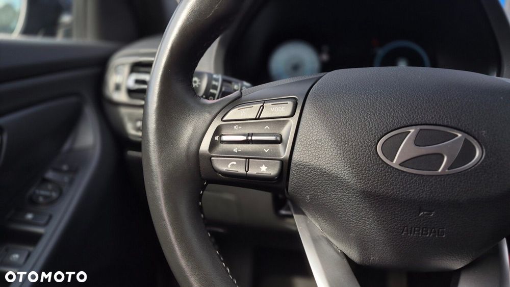 Hyundai i30 1.5 T-GDI 48V Smart DCT - 23