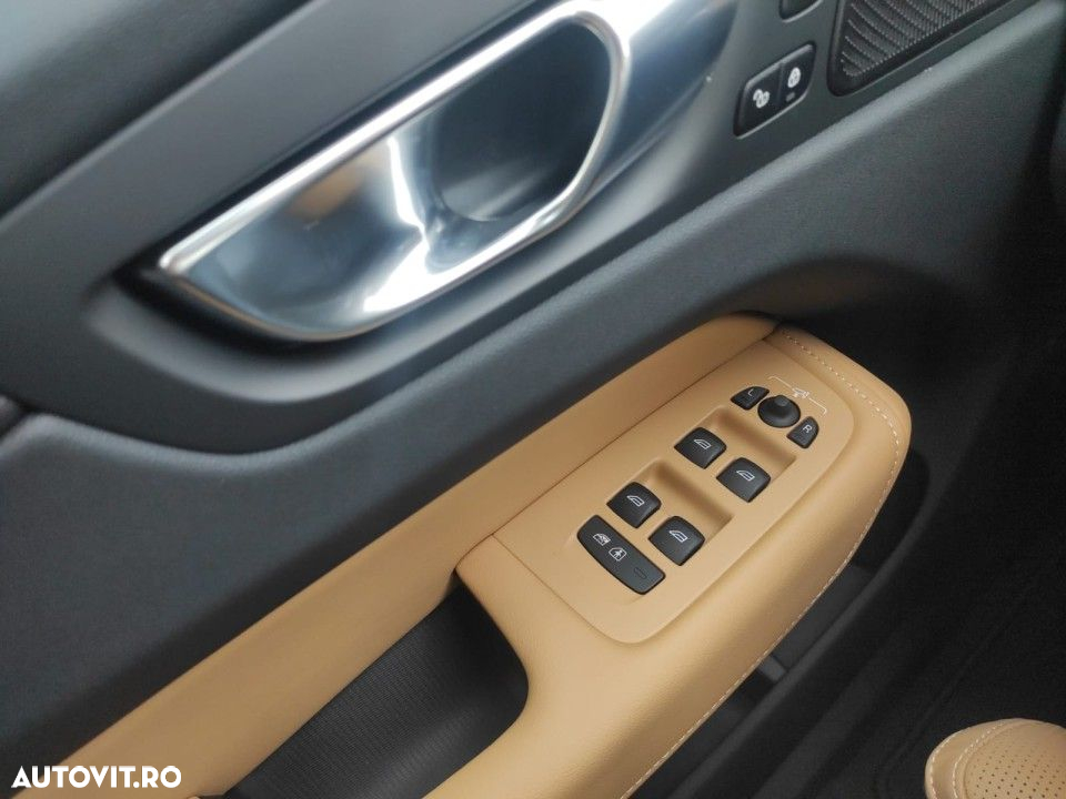 Volvo XC 60 - 12