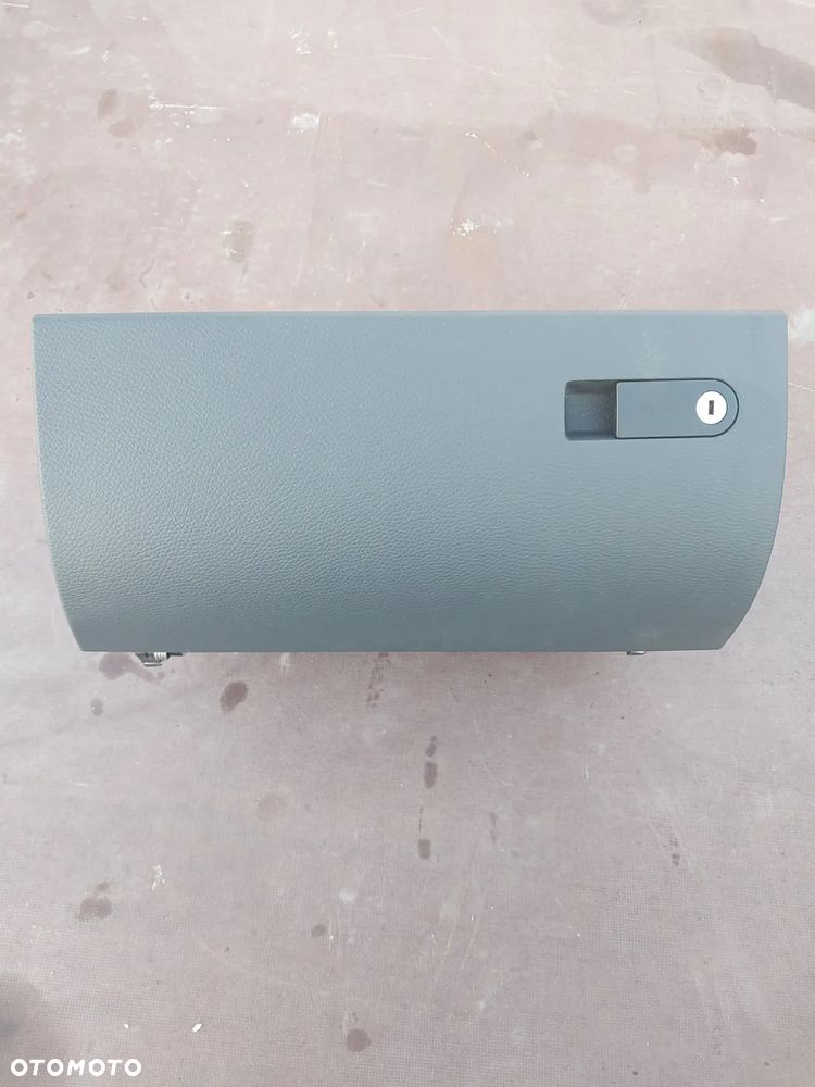 Schowek  vw t5 multivan - 1