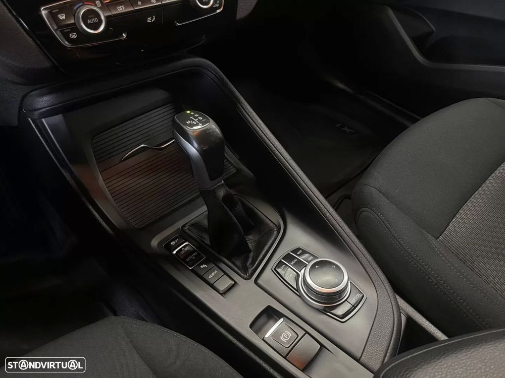 BMW X1 25 e xDrive - 12