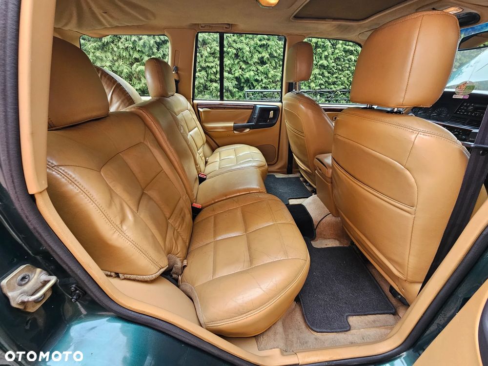Jeep Grand Cherokee - 22