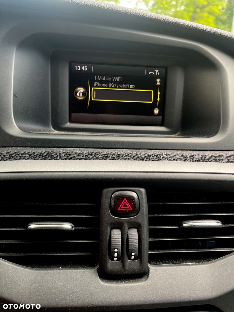 Volvo V40 D3 Momentum - 20