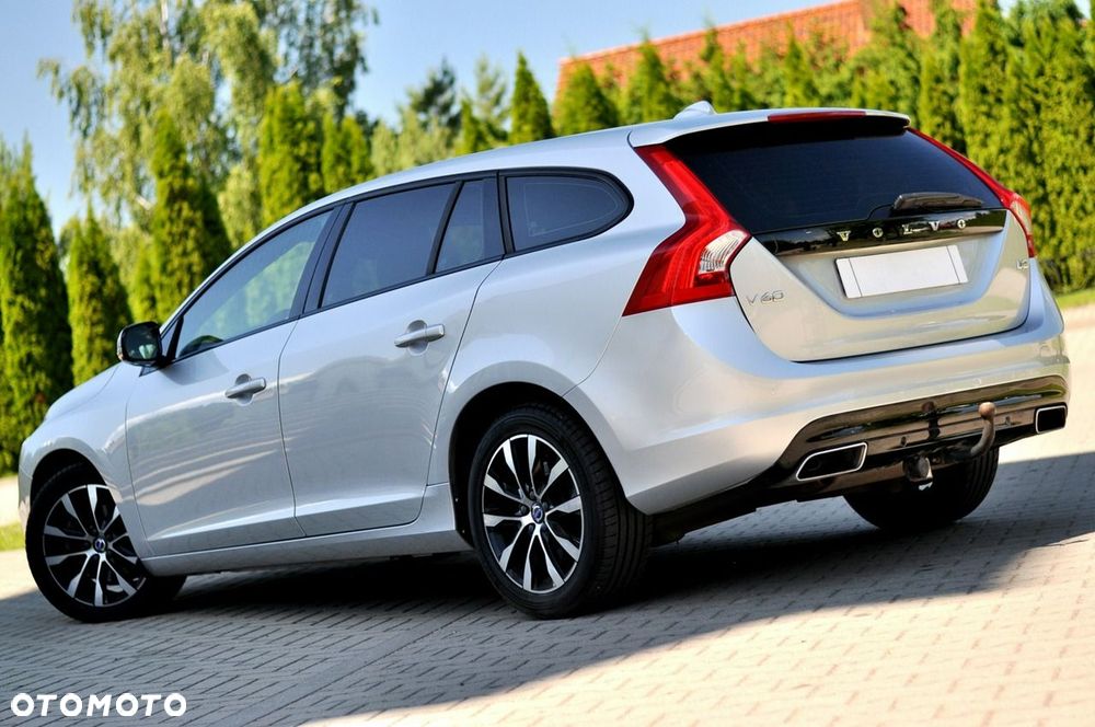 Volvo V60 D2 Drive-E Momentum - 2