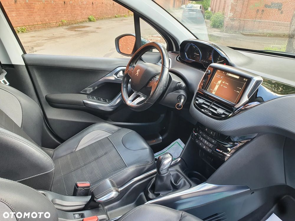 Peugeot 2008 PureTech 110 Stop&Start Allure - 10