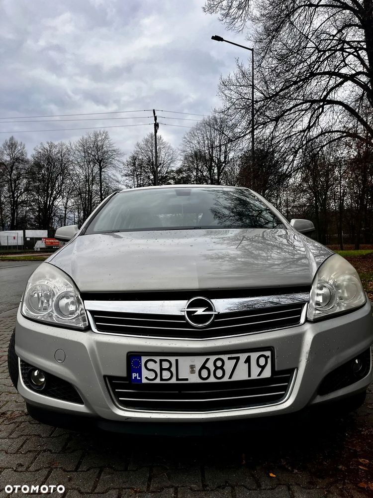 Opel Astra 1.6 Turbo Edition - 4