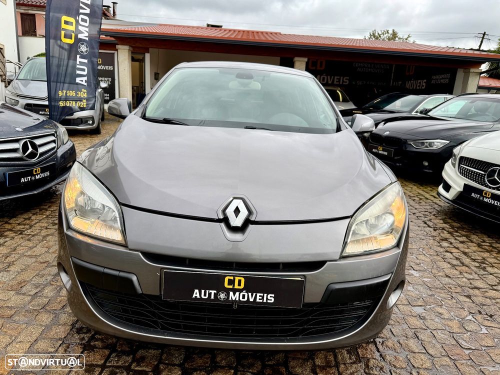 Renault Mégane 1.5 dCi Dynamique - 5