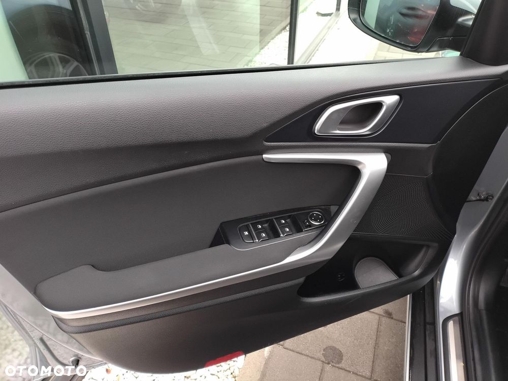 Kia XCeed 1.4 T-GDI M DCT - 10