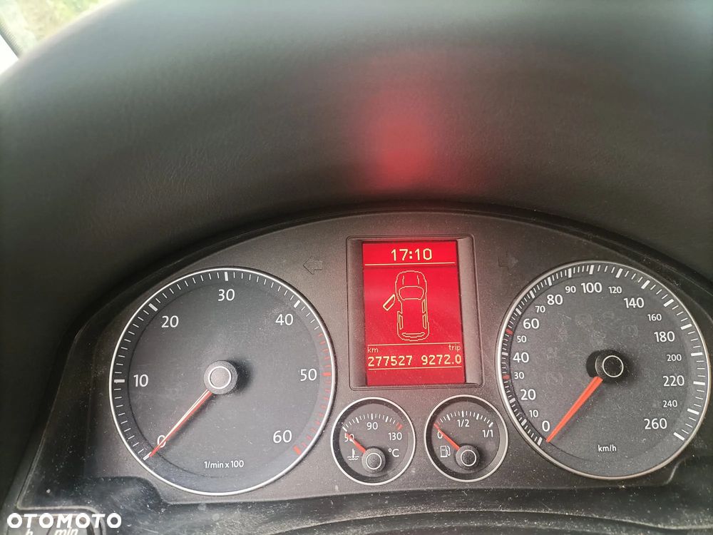 Volkswagen Golf Plus 2.0 TDI Comfortline DSG - 3