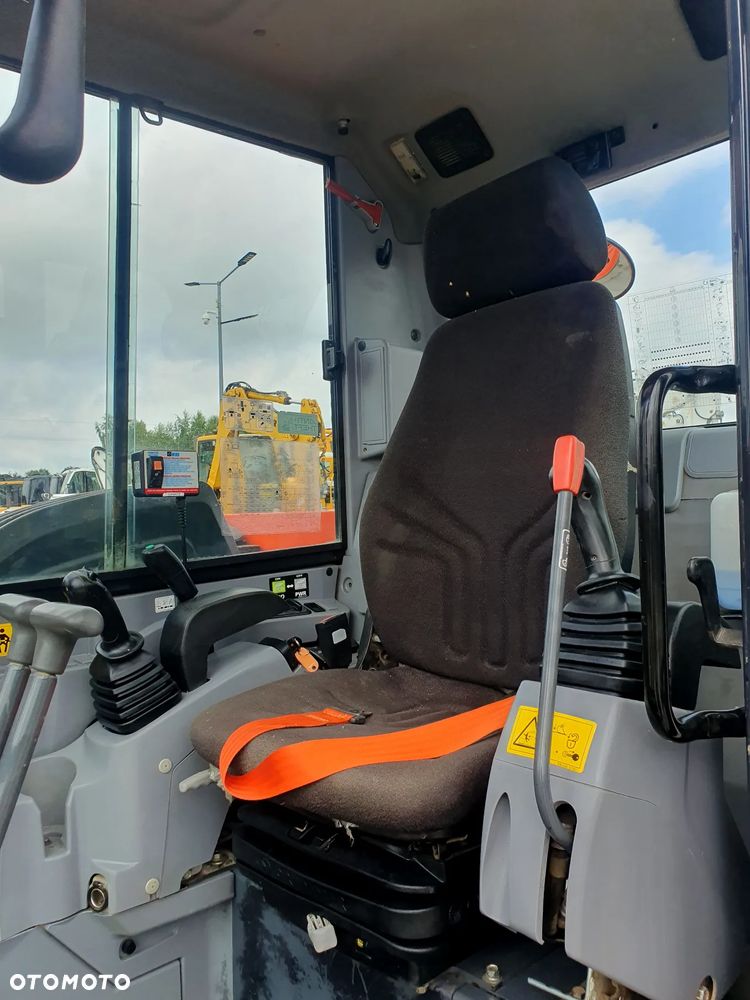 Kubota KX080-4a - 7