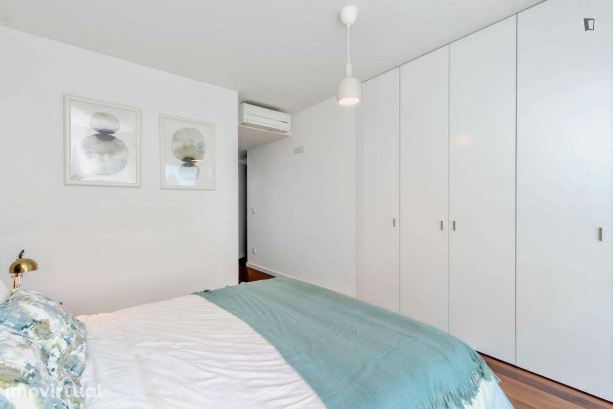 Apartamento com 2 quartos - localizado em Benfica Lisbon - Grande imagem: 3/17