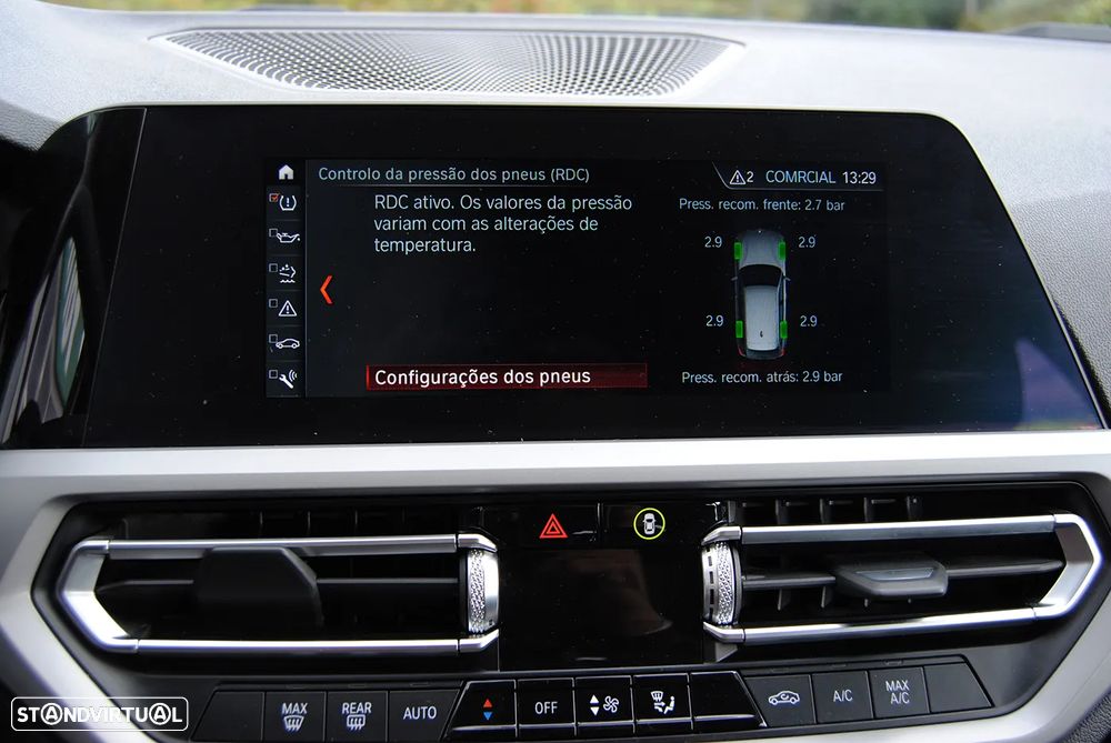 BMW 318 d Touring Advantage - 31