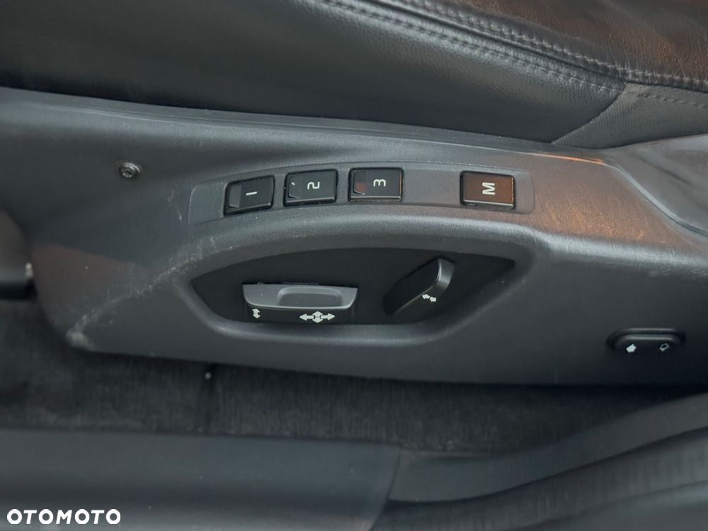 Volvo XC 60 - 15