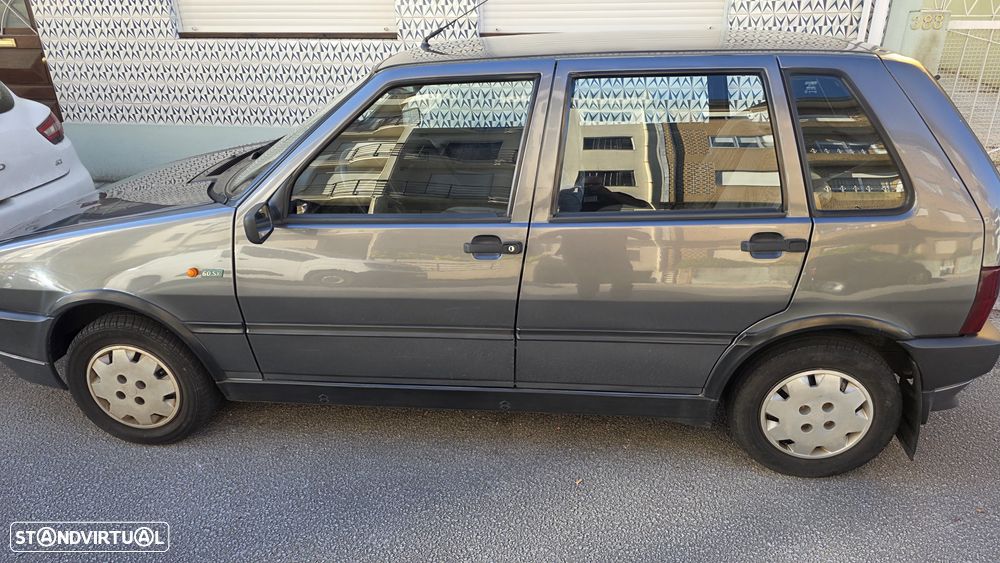 Fiat Uno - 4