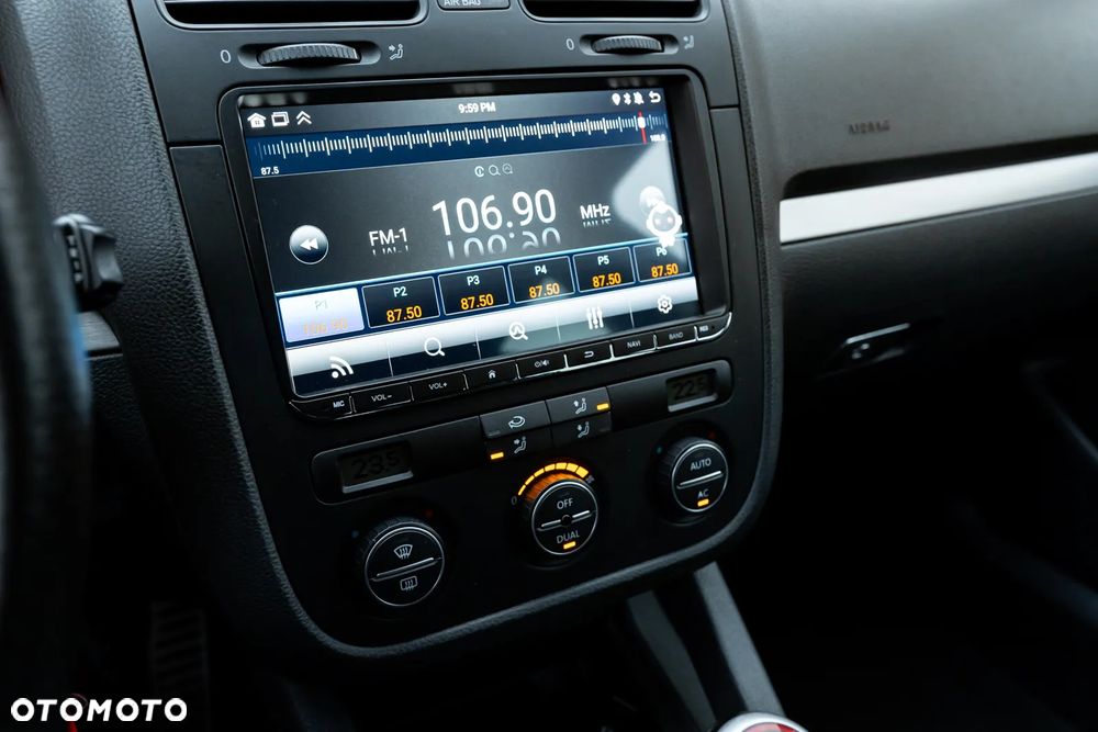 Volkswagen Golf 2.0 GTI - 32