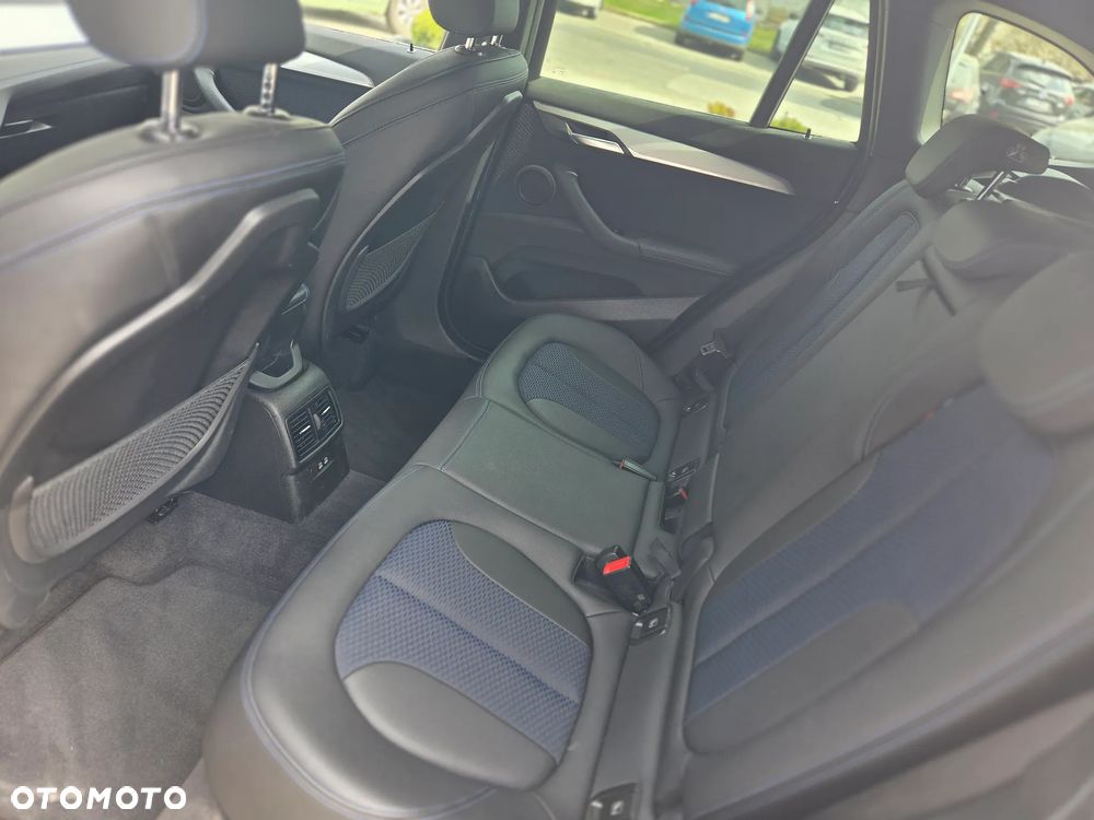 BMW X1 - 23