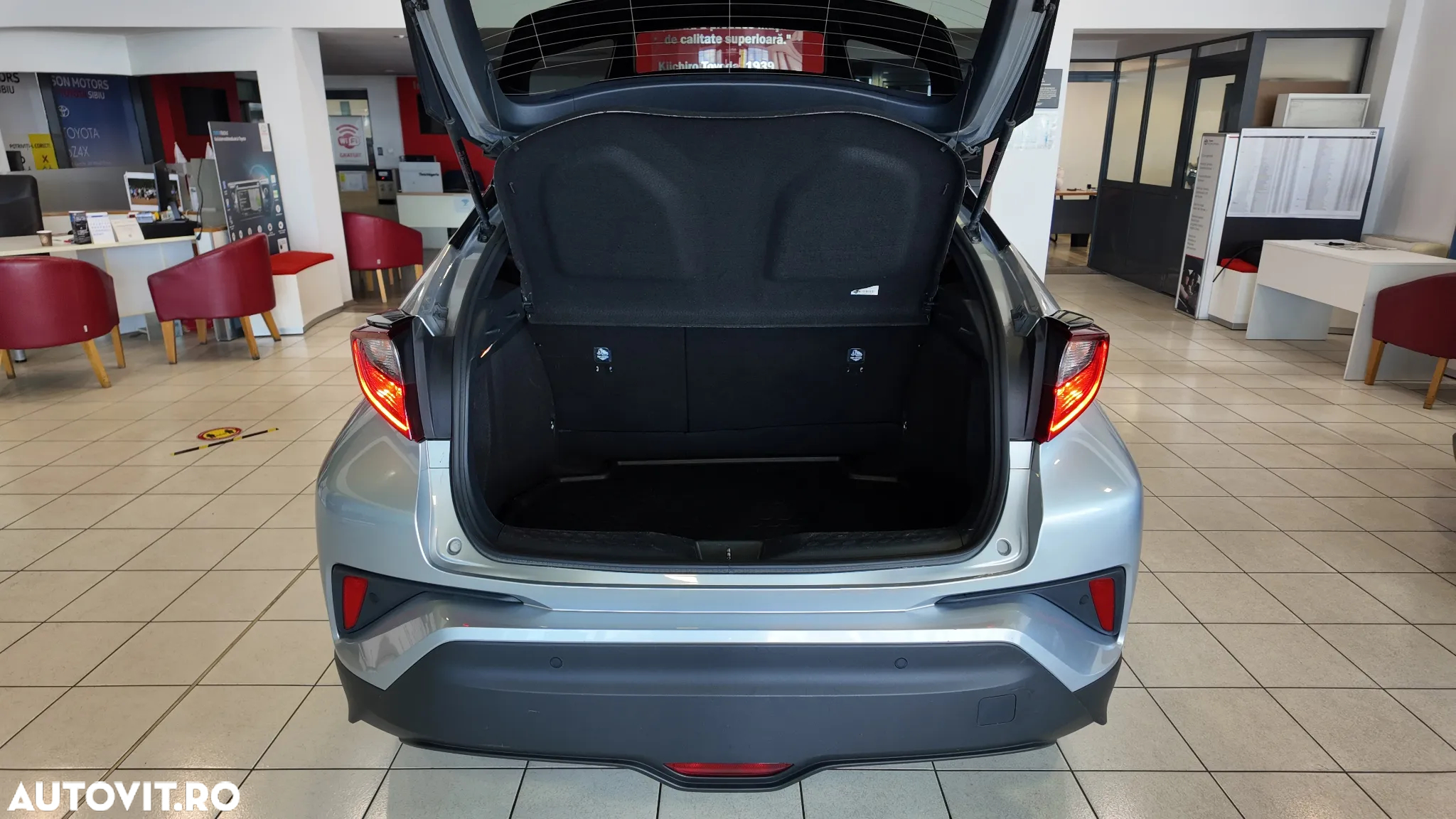 Toyota C-HR 1.8 HSD 122 CP 4x2 CVT C-ult Style bi-tone - 30