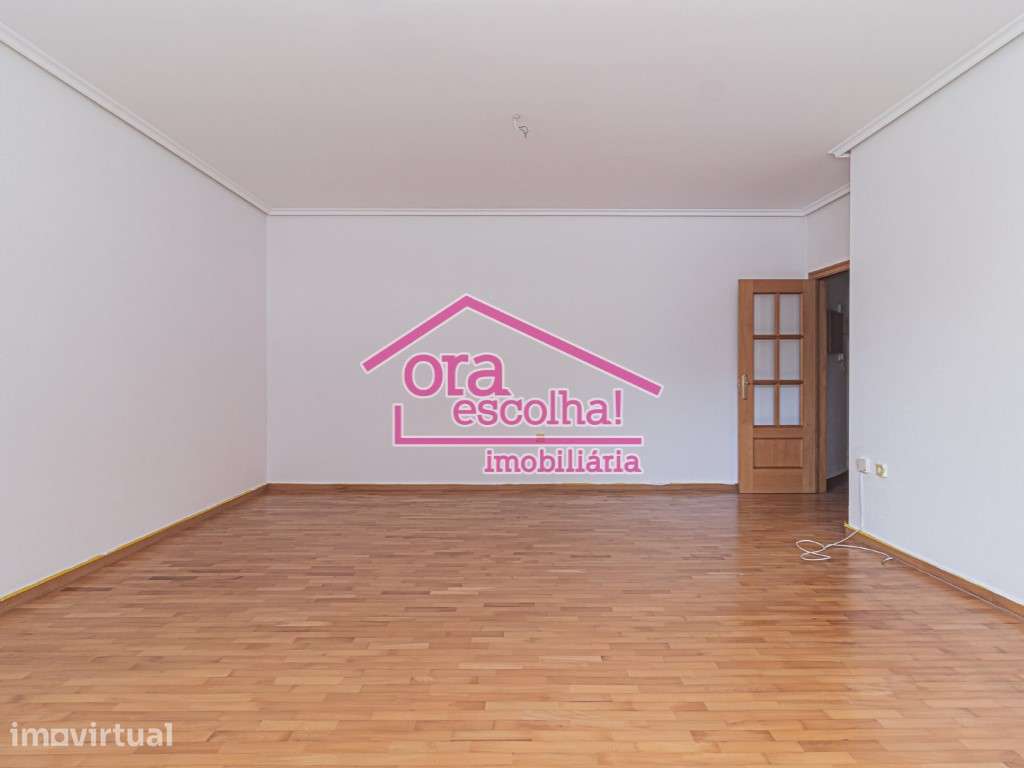 Apartamento T3 de 2001 Remodelado com Suíte, 113 m2 de área bruta p... - Grande imagem: 2/22