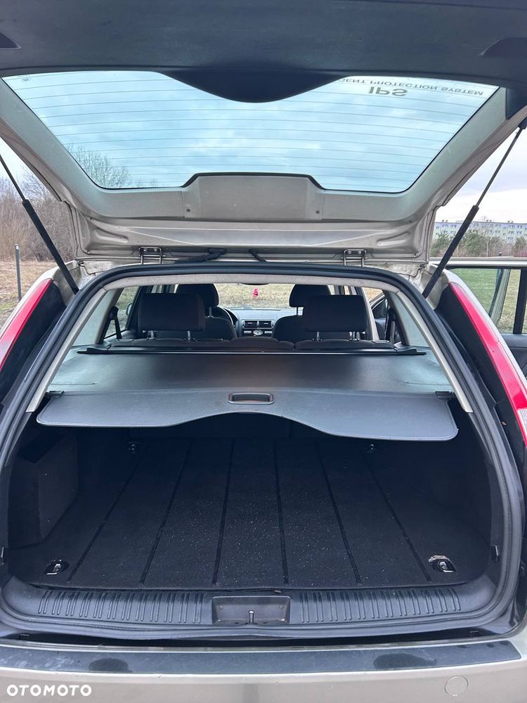 Ford Mondeo 2.0 TDCI Ghia - 9