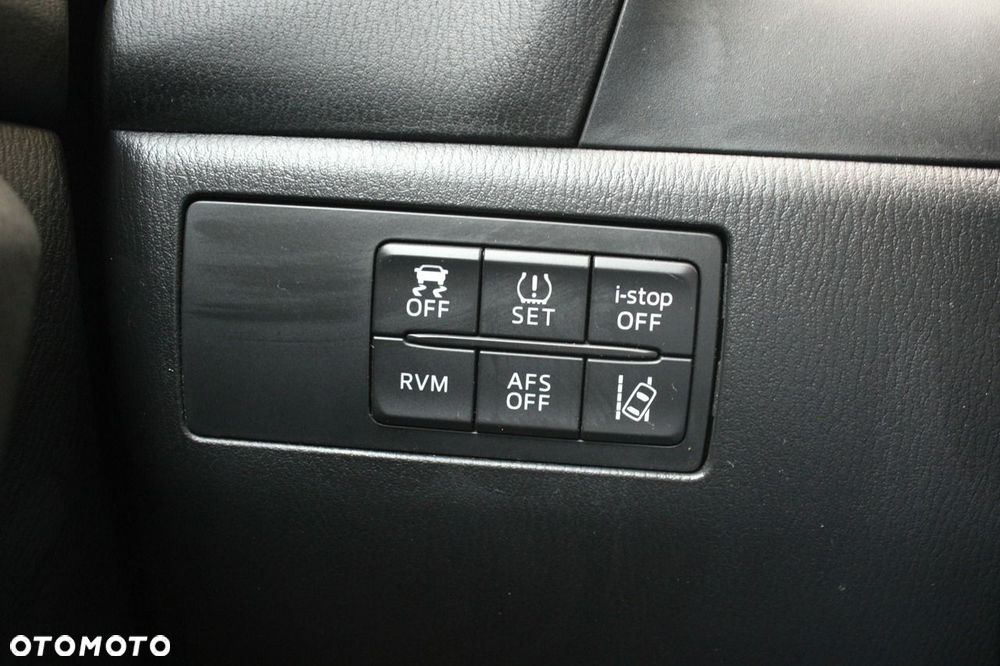 Mazda 3 SKYACTIV-G 165 NAKAMA - 27