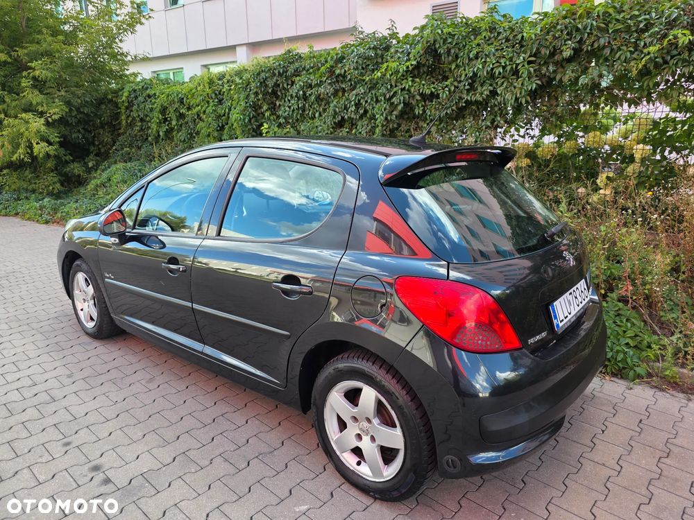 Peugeot 207 75 Tendance - 8