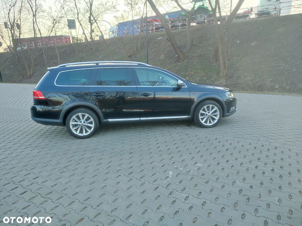 Volkswagen Passat Alltrack 2.0 TDI 4Motion DSG BlueMotion Tec - 8