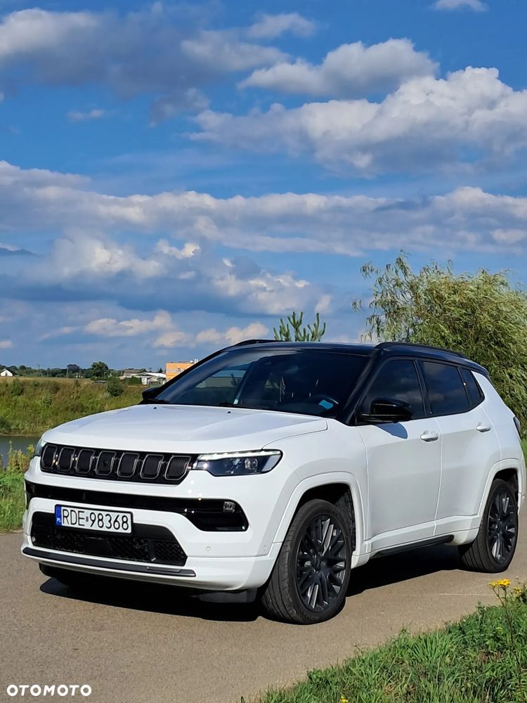 Jeep Compass - 37
