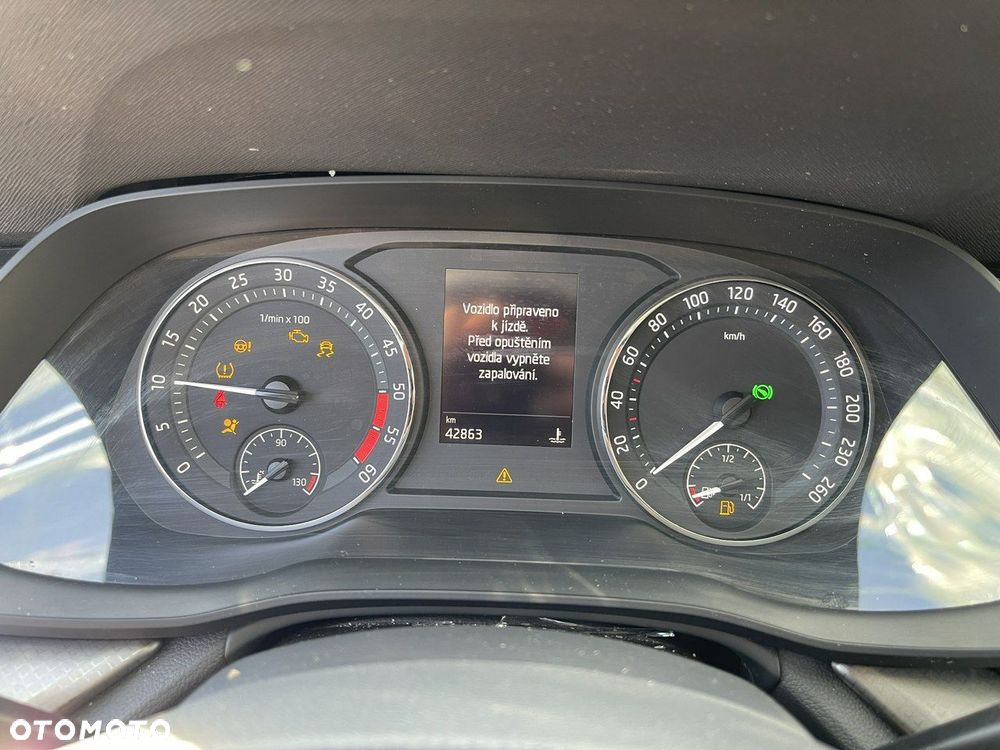 Skoda Octavia 2.0 TDI DSG Edition - 10