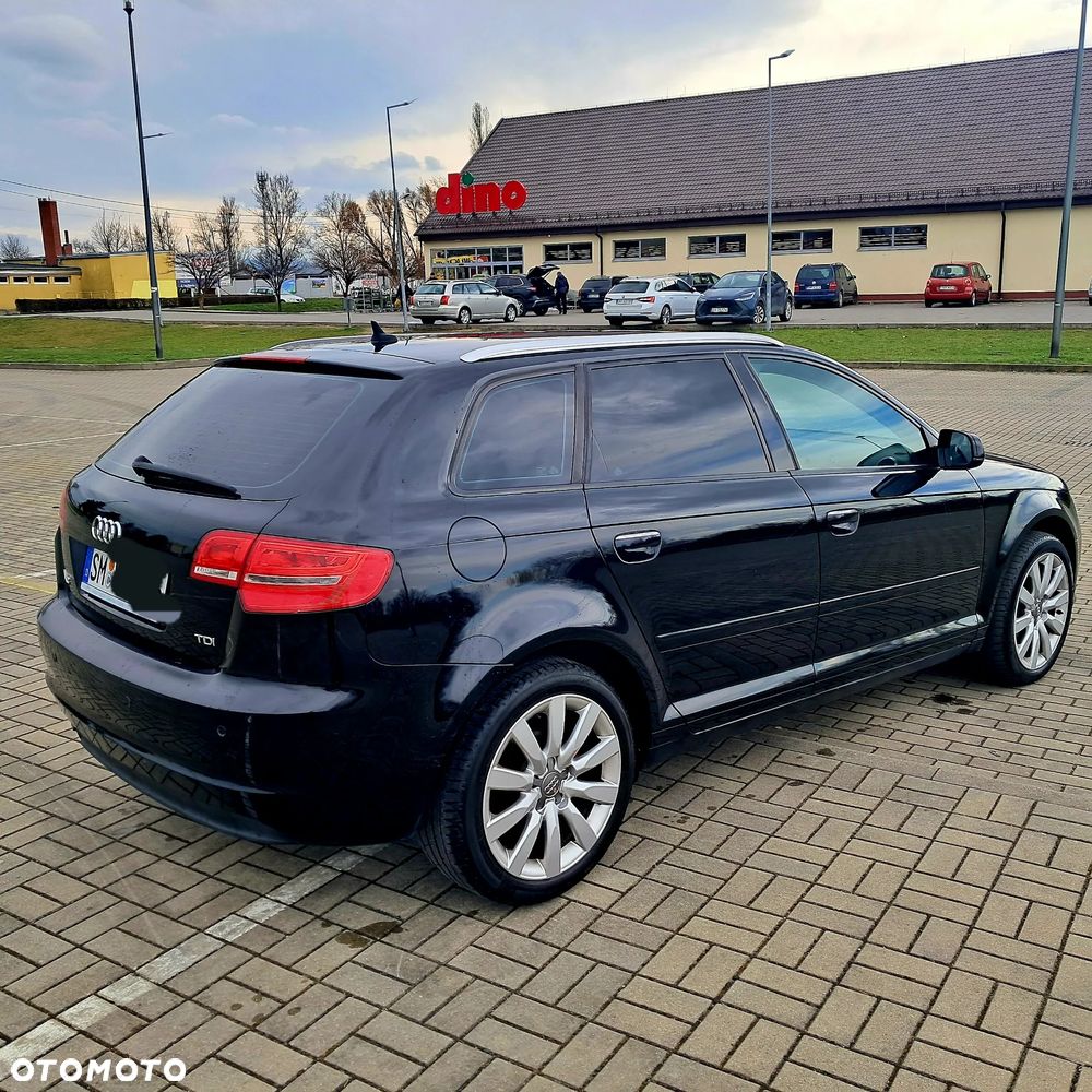Audi A3 Sportback 2.0 TDI DPF Ambiente - 4