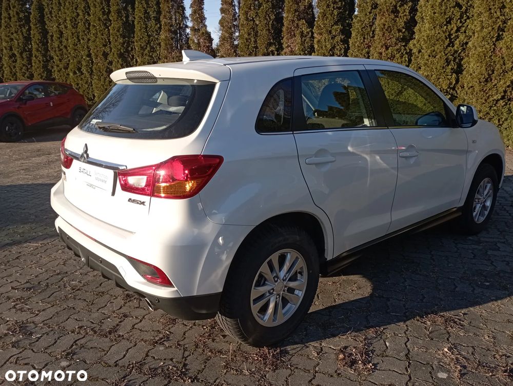 Mitsubishi ASX 1.6 Invite - 16