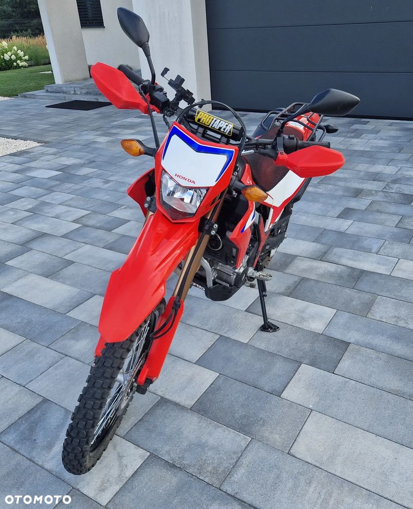 Honda CRF - 1