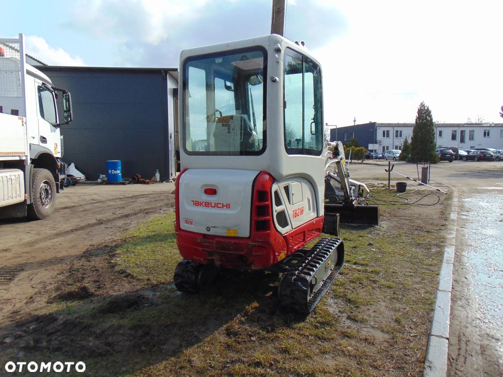 Takeuchi TB216 - 3