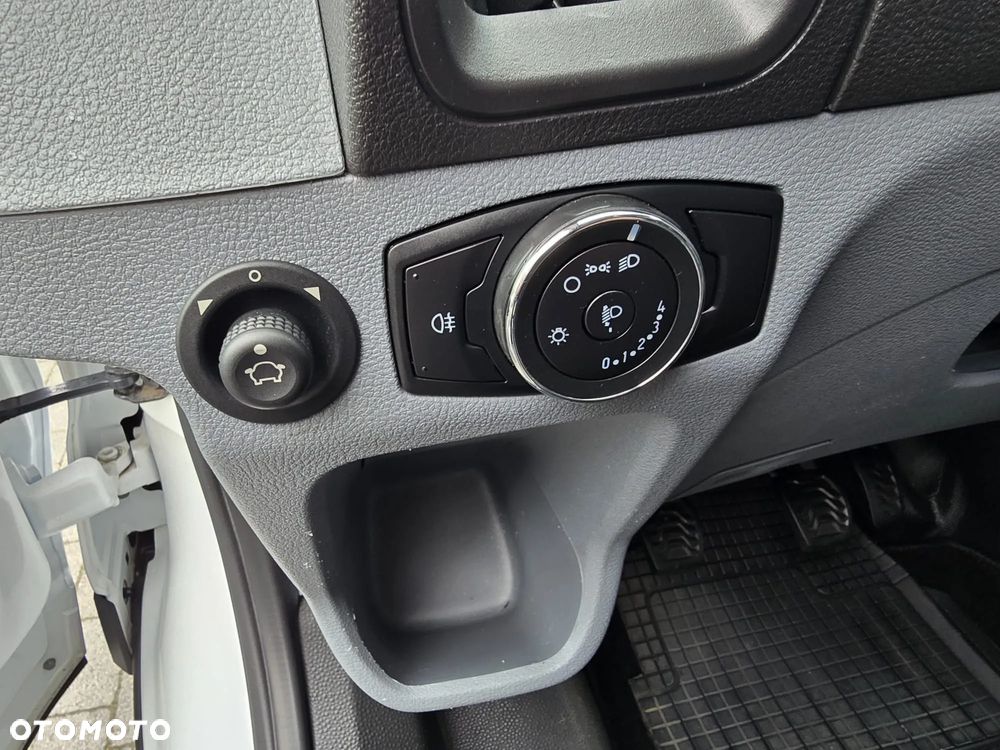 Ford TRANSIT - 38