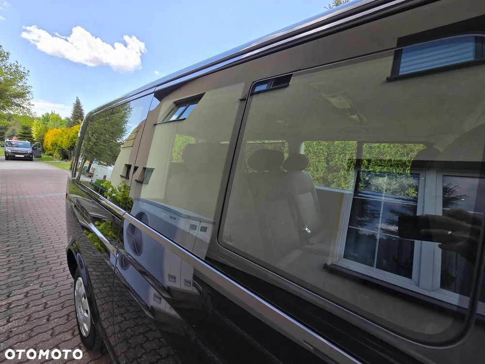 Volkswagen Caravelle L2 - 25