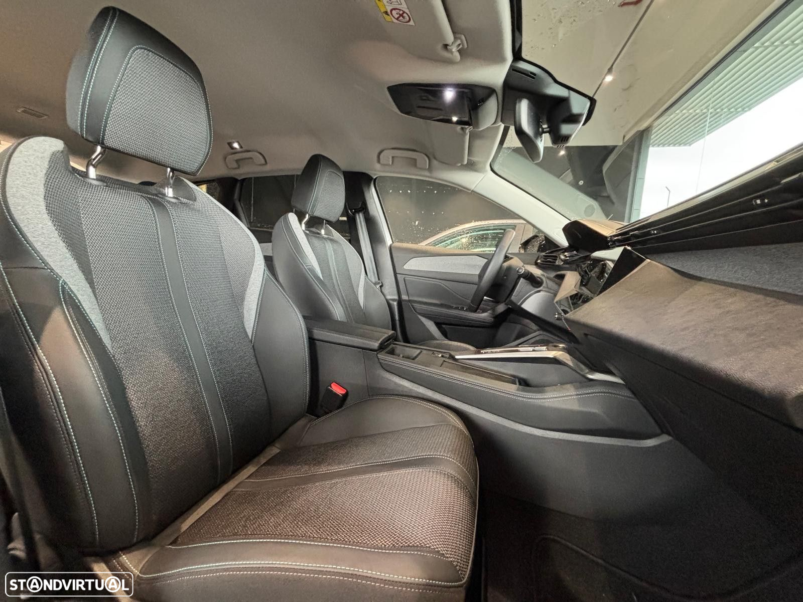 Peugeot e-308 SW 54 kWh Allure - 9