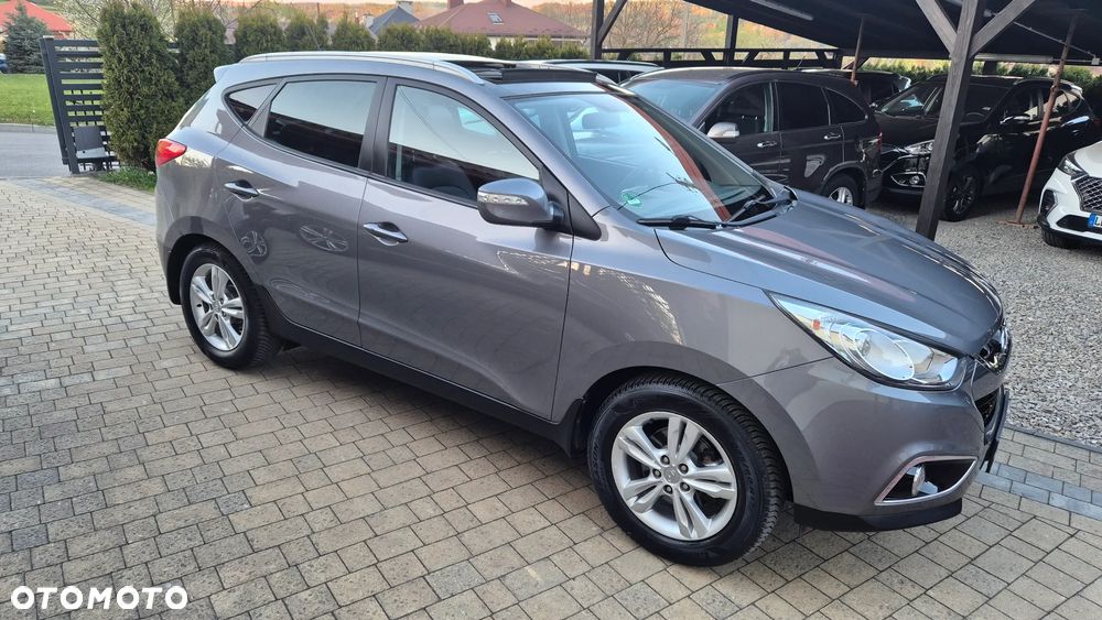 Hyundai ix35 2.0 4WD Automatik Premium - 4