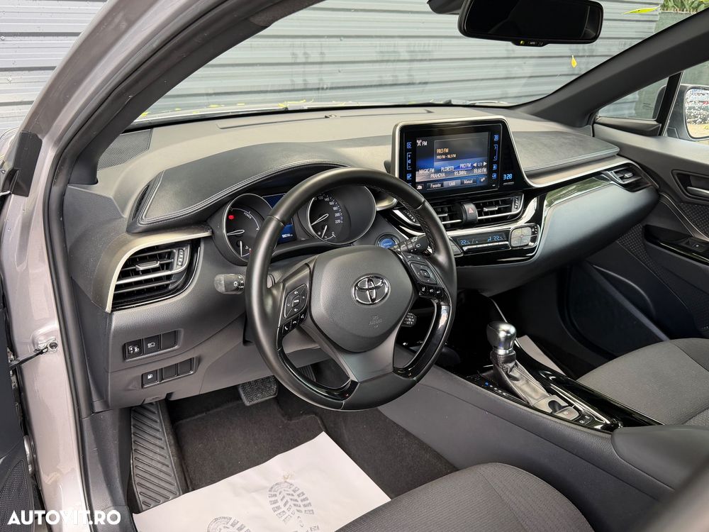 Toyota C-HR Style - 12