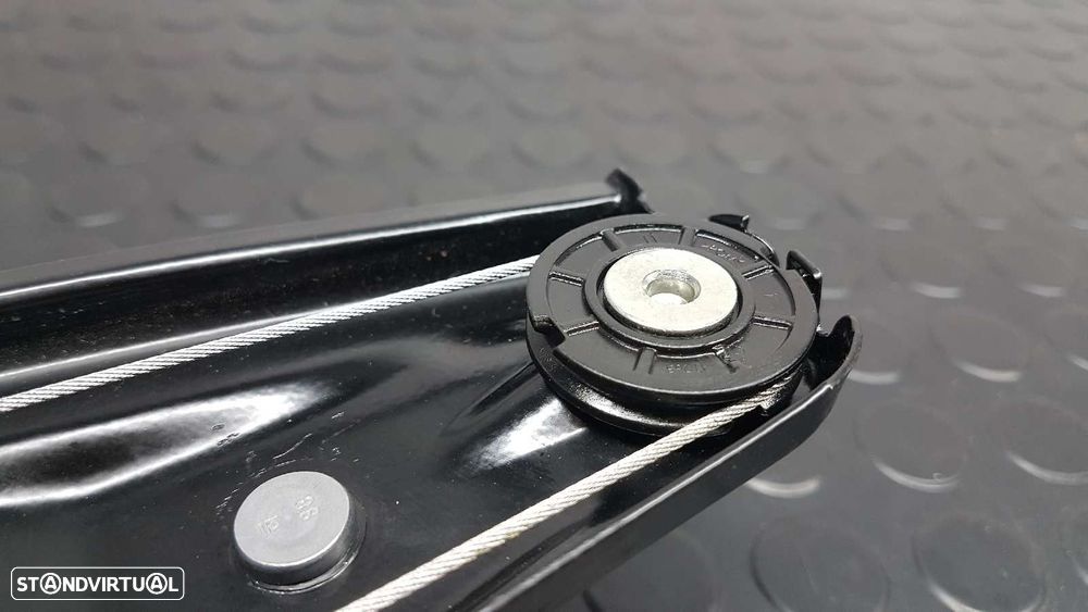 ELEVADOR TRASEIRO ESQUERDO BMW SERIE 1 LIM. (F20) 116D - 9