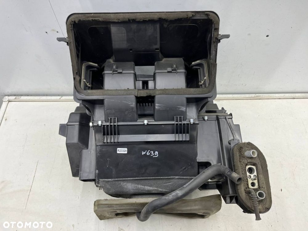 Nagrzewnica Mercedes Vito Viano W639 03-14r.  obudowa chłodnicy wody parownik klimatyzacji - 4