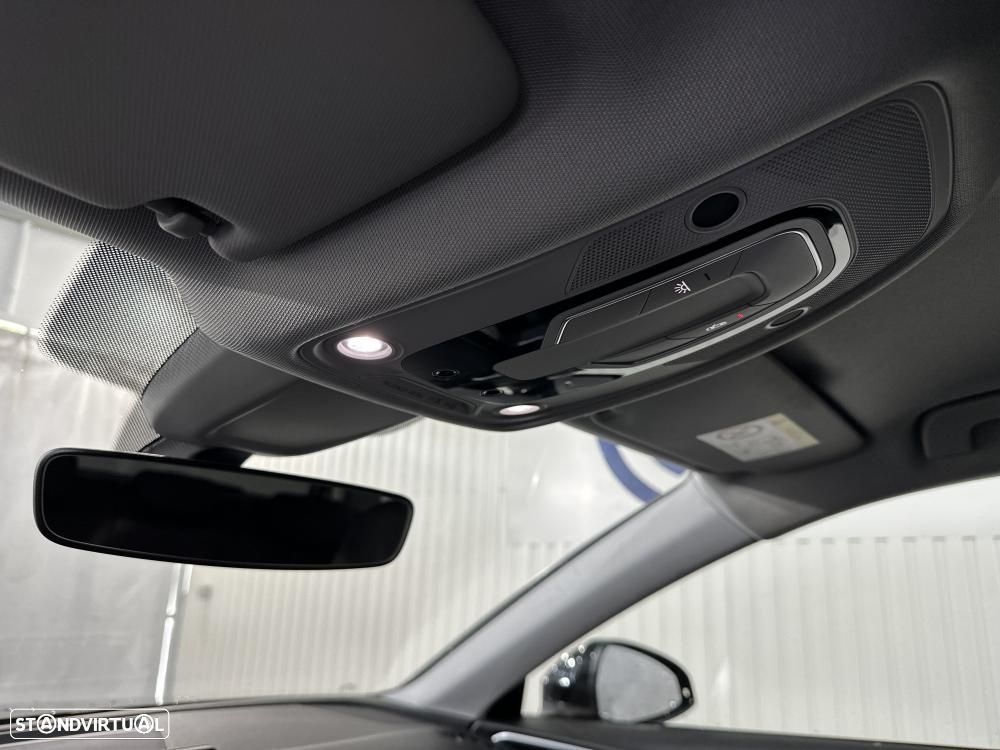 Audi A4 Avant 2.0 TDI ultra design - 25