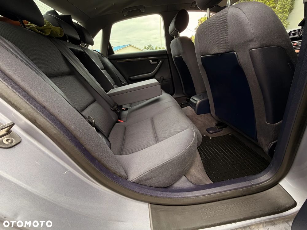 Audi A4 Limousine 1.8T - 12
