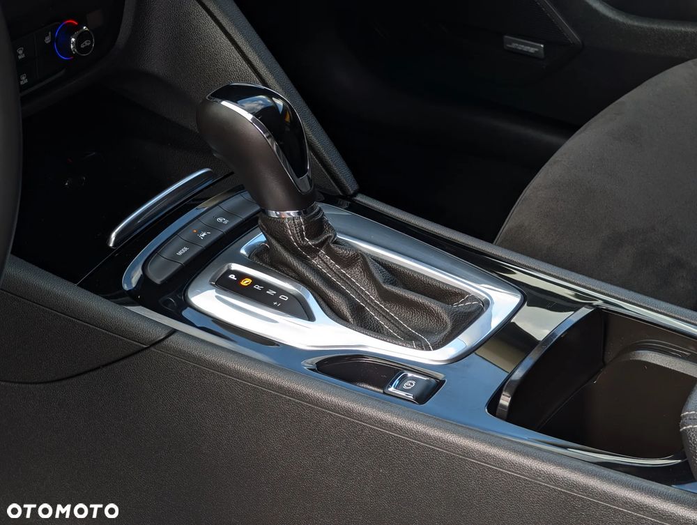 Opel Insignia 2.0 Direct InjectionTurbo Business Elegance - 31